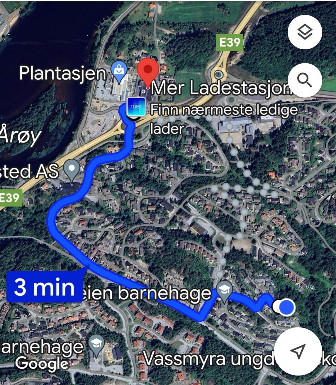 Apartamento Stor I Mandal, Hos Malfrid Og Rolf *